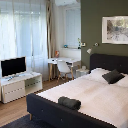 Feels Like Apartman *
